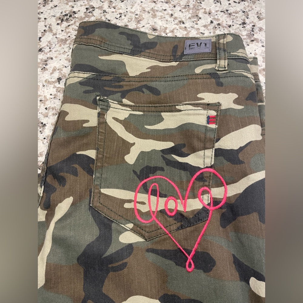 Women’s Camo Jeans size 20